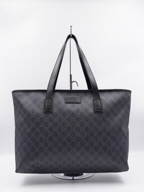 CC08 💗 Gucci GG Supreme Tote Bag
